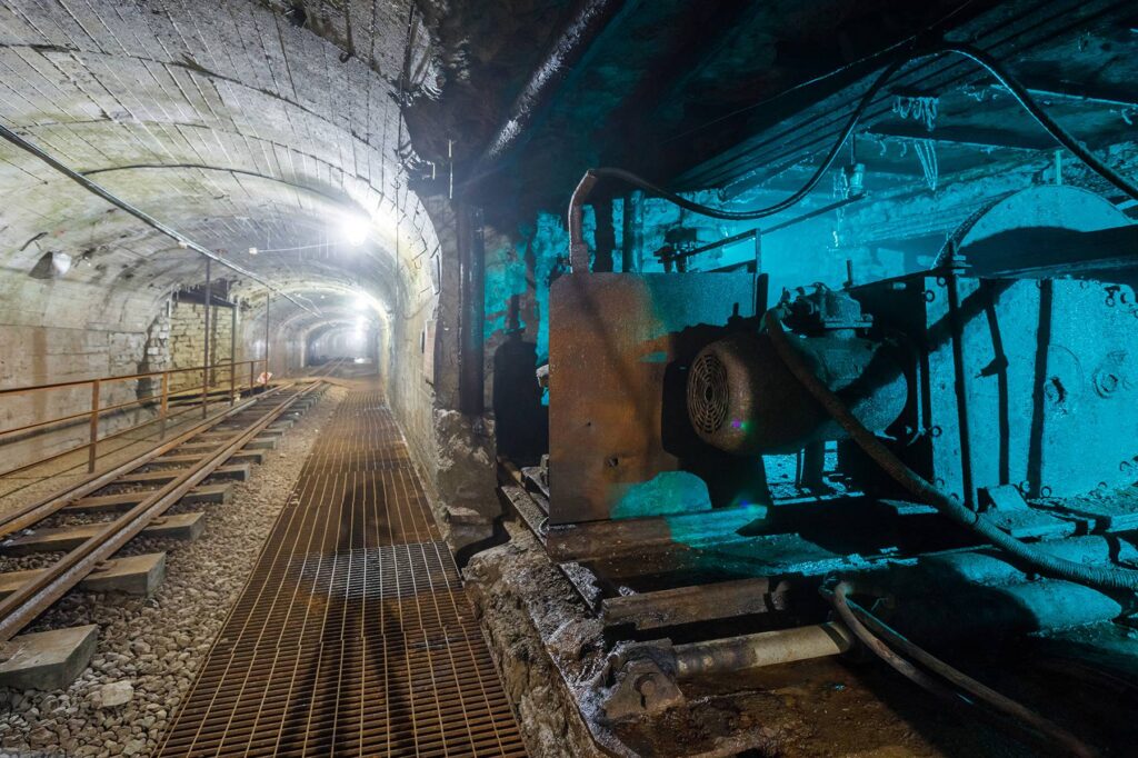 Экскурсия в шахты: «Быстрый курс шахтёра»